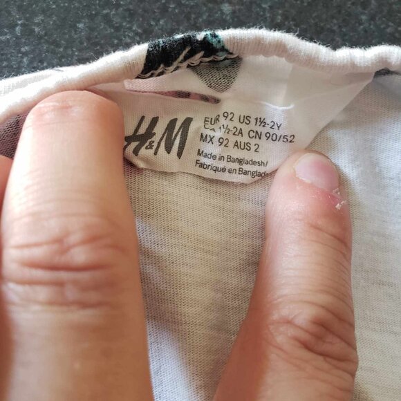 White Butterfly Dress Size 18-24M - Picture 4 of 4